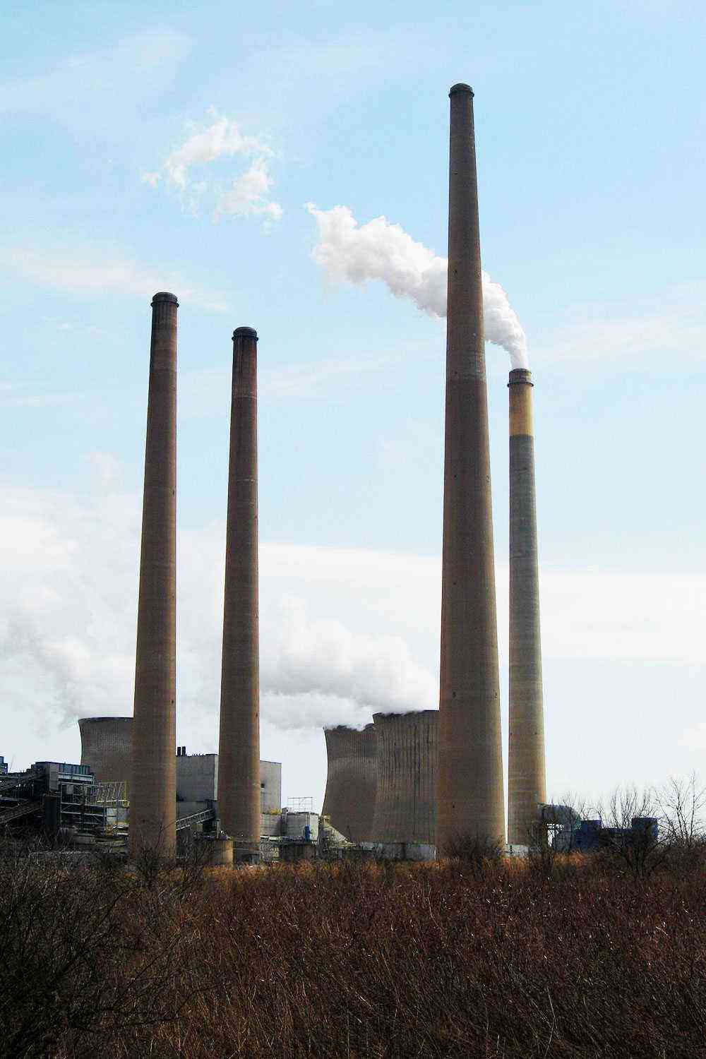 Deep-Holes-Homer-City-Generating-Station-Smokestack-3