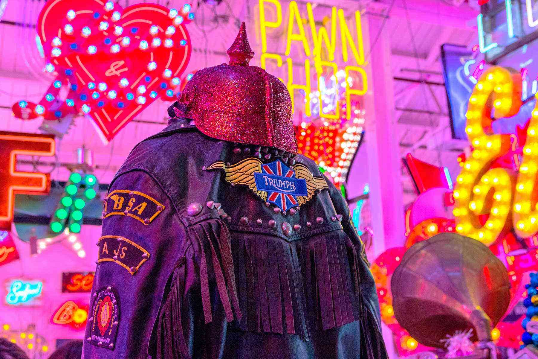 Under-The-Radar-London-Gods-Own-Junkyard-7