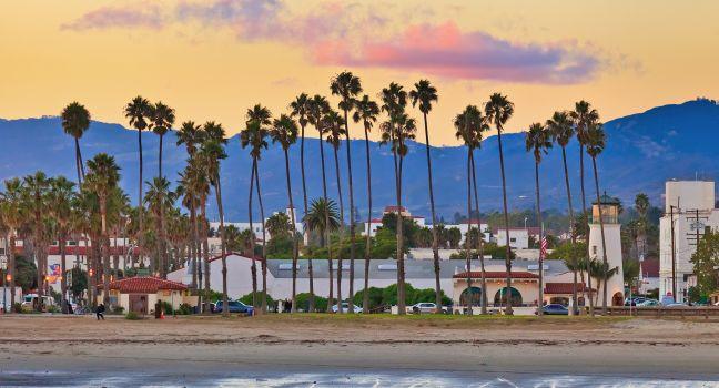 View on Santa Barbara from the pier; 