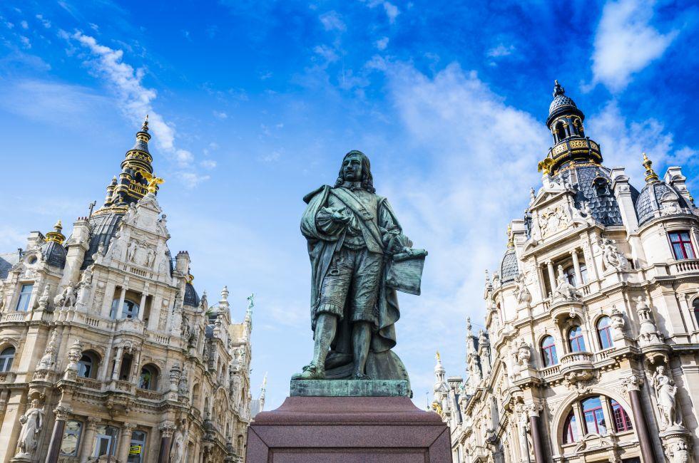 David tenters in Keyserlei Street in Antwerp, Belgium