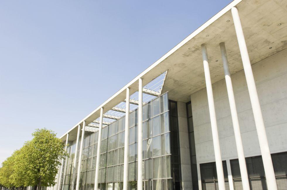 new pinakothek der moderne (museum) in munich