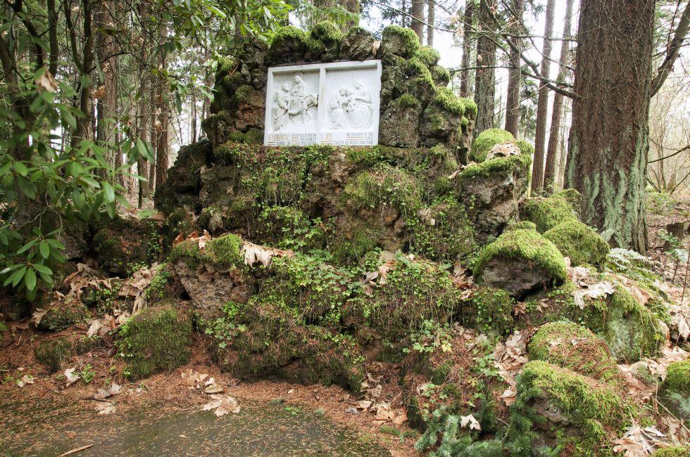 Religious icons along the trail in the Grotto park, Portland Oregon.; 