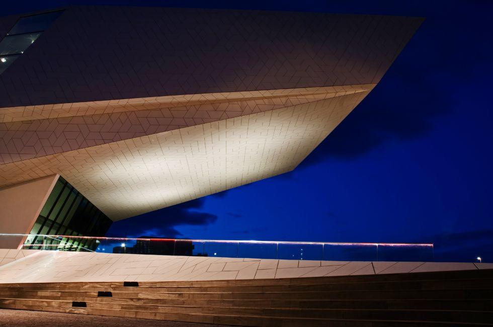 Eye Film Institute, Amsterdam; on 5th April 2012, the new Dutch film museum opened its door for the public. The building is designed by Vienna-based firm Delugan Meissl Associated Architects. It is the only museum in the Netherlands fully dedicated to film