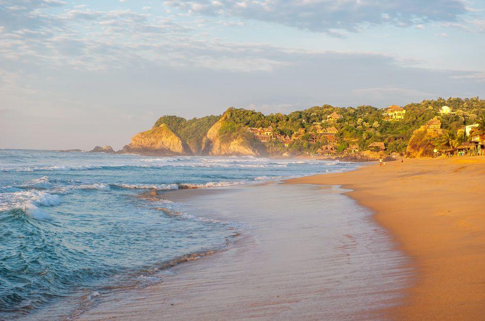 Zipolite beach at sunrise, Mexico 