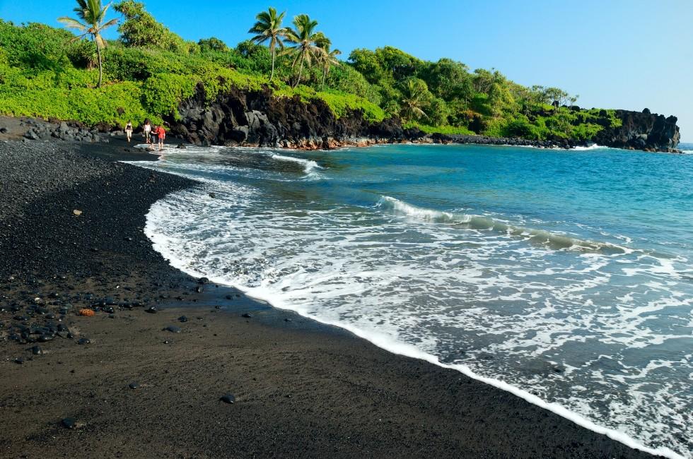 Waianapanapa State Park