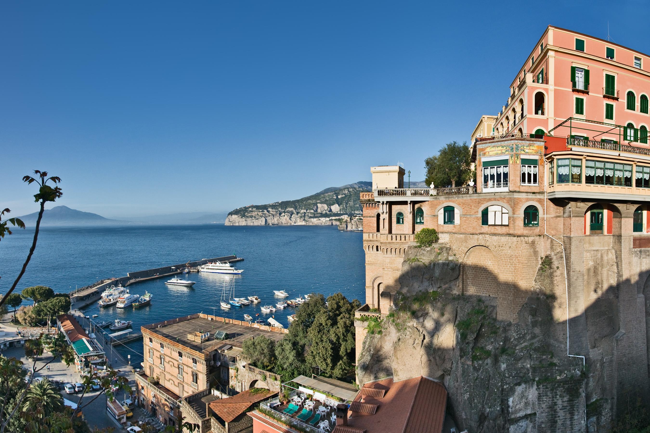 Sorrento and the Sorrentine Peninsula