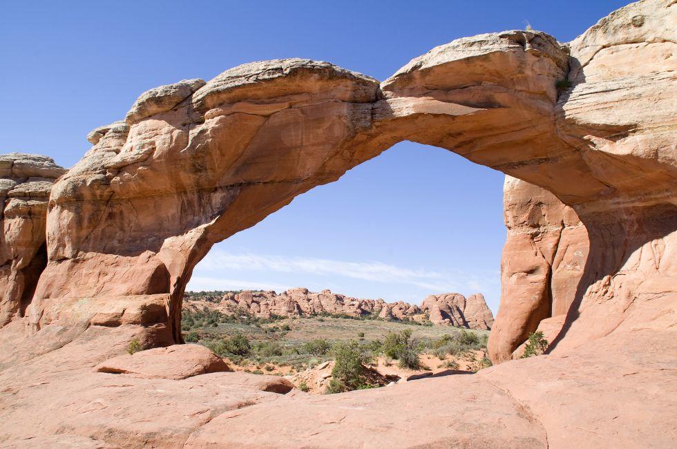 In northern part of Arches National Park, Utah. From Devils Garden Campground. Length is a 1.2-mile hiking loop.