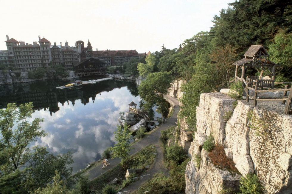 Mohonk Mountain House, Lake Mohonk, Catskills, Shawangunks, New York, USA