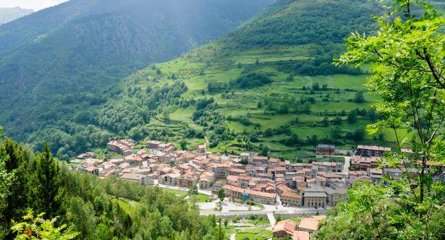 Mountain village in spanish pyrenees, Setcases, Spain