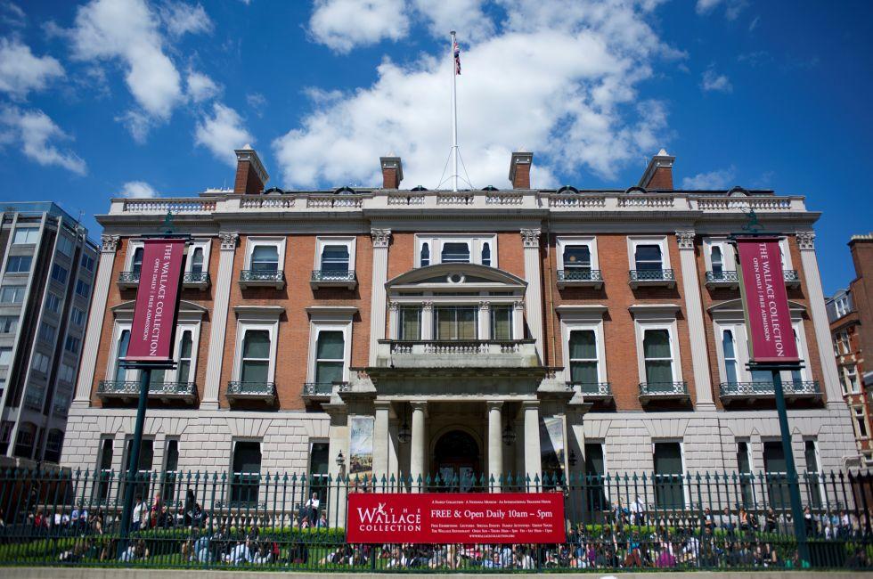 Gallery, Wallace Collection, Marylebone, London, England.