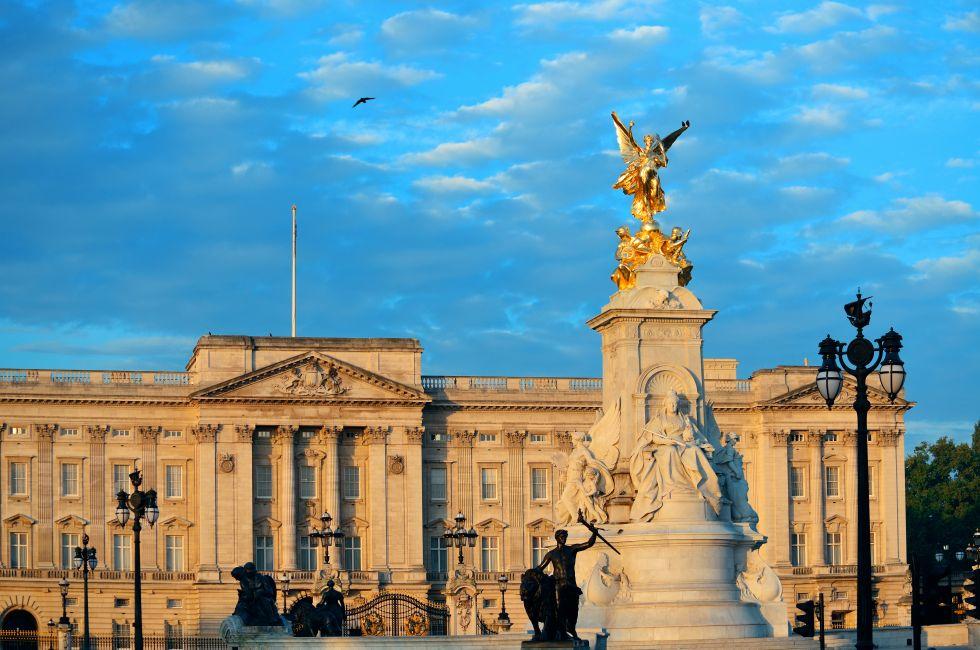 Buckingham Palace and statue in the morning in London.; Shutterstock ID 235683118; Project/Title: Fodor's London 2016; Downloader: Fodor's Travel