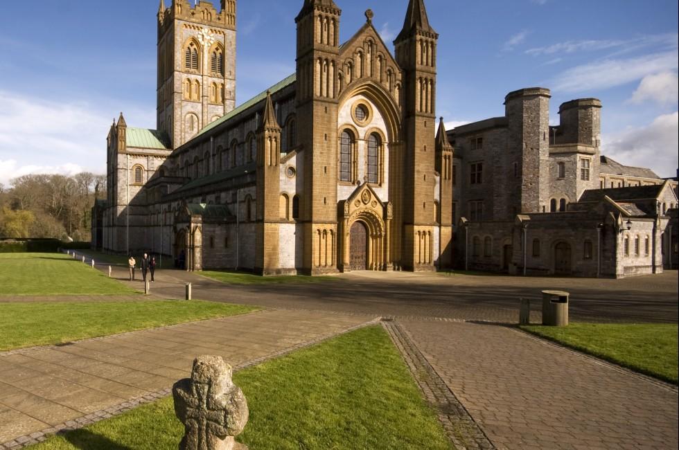 Buckfast Abbey;