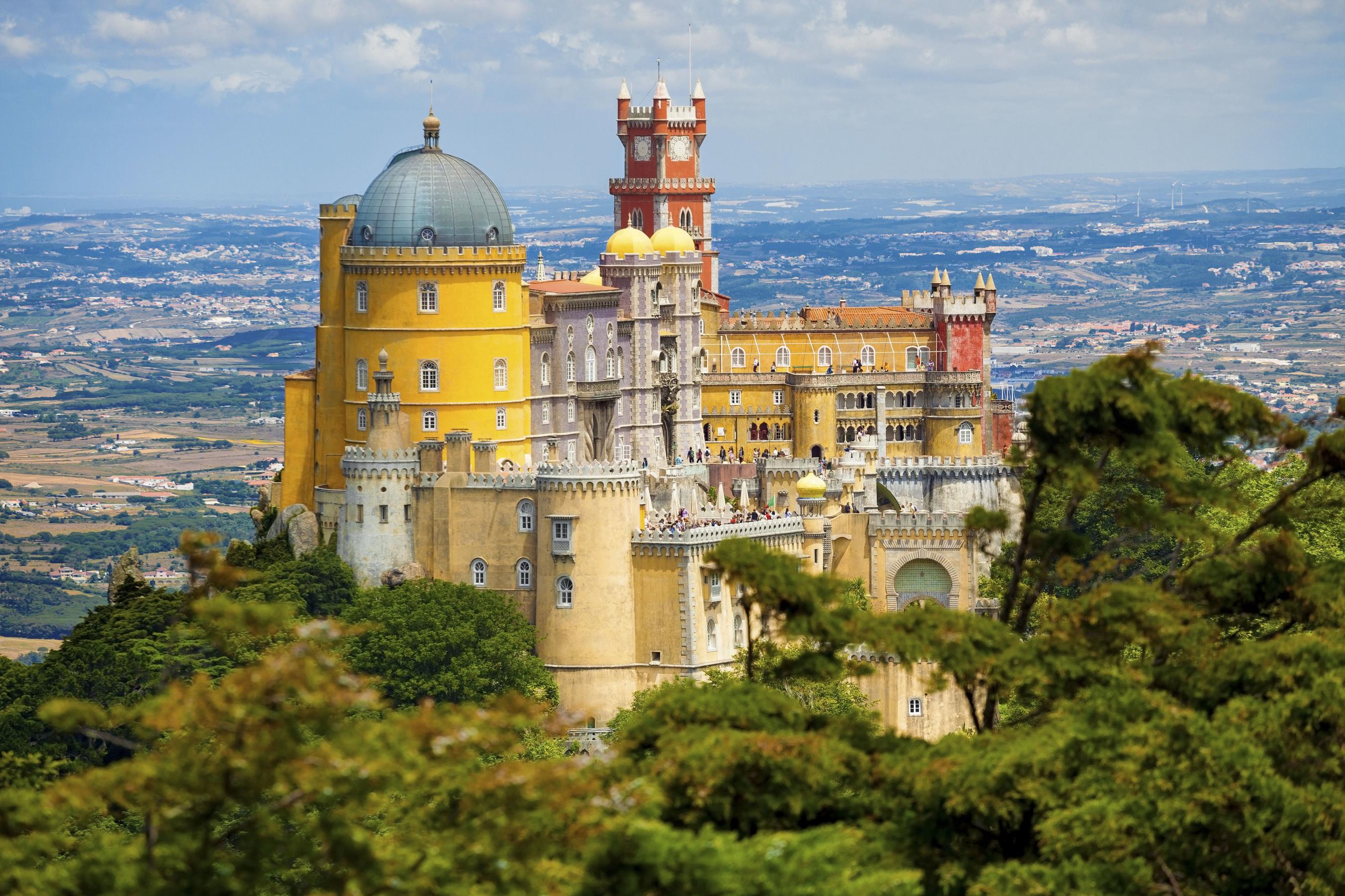 Sintra, the Estoril Coast, and the Setúbal Peninsula
