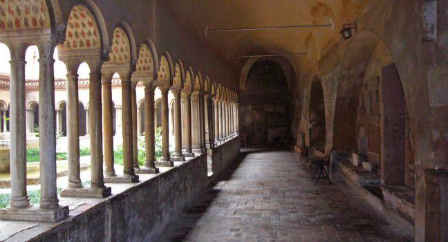 Roma, Santi Quattro Coronati: chiostro