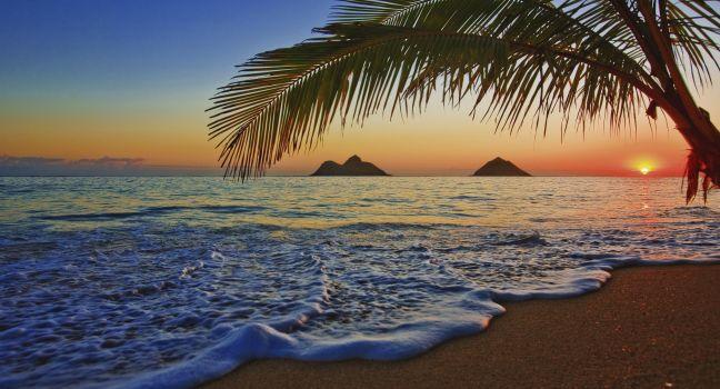 Pacific sunrise at Lanikai beach, Hawaii; Shutterstock ID 37633864; Project/Title: Photo Database Top 200; Downloader: Jennifer Romains