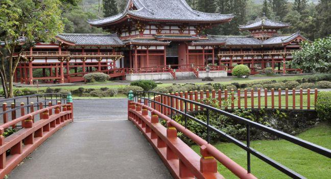 Byodo-In Temple in Oahu, Hawaii; Shutterstock ID 125126825; Project/Title: Photo Database Top 200; Downloader: Jennifer Romains