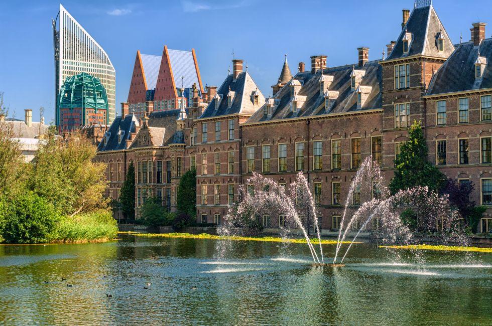 The Hague, capital of Netherlands, Binnenhof palace, place of Parliament; 