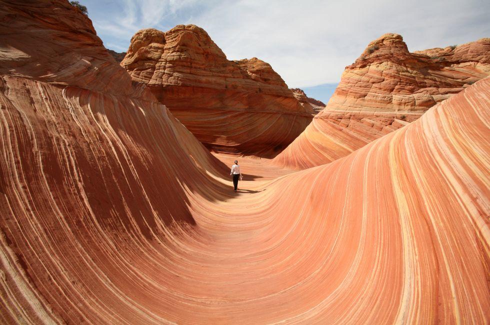 Vermilion Cliffs National Monument; hiker at the "Wave"; 
