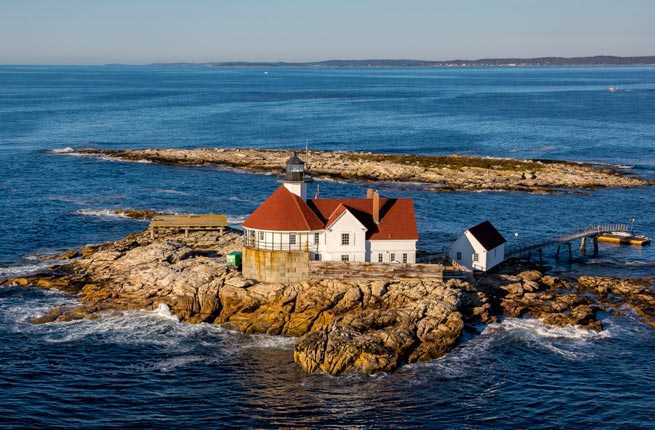 15 Picturesque Lighthouse Hotels Around The World Fodors Travel