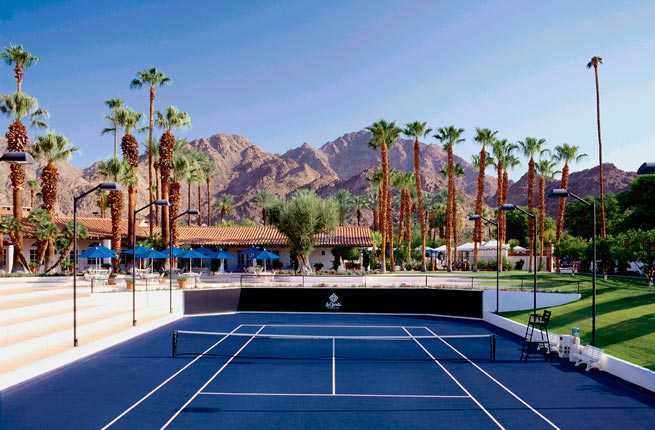 The best indoor and outdoor tennis courts in Dubai - Near+Far