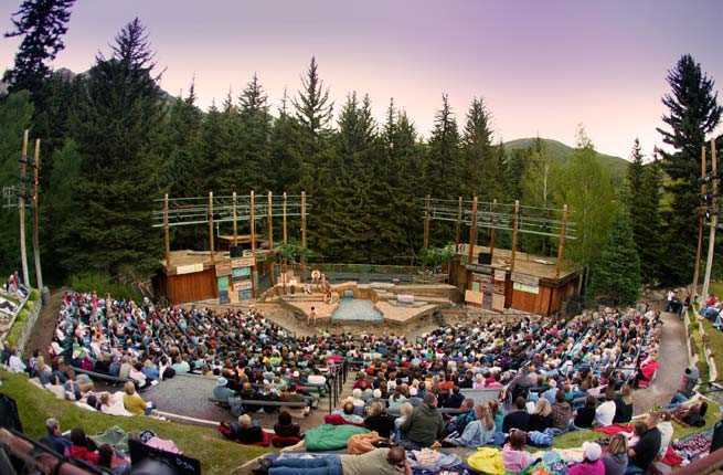 IN PICS: Dramatic open-air theatre forms backdrop for Louis