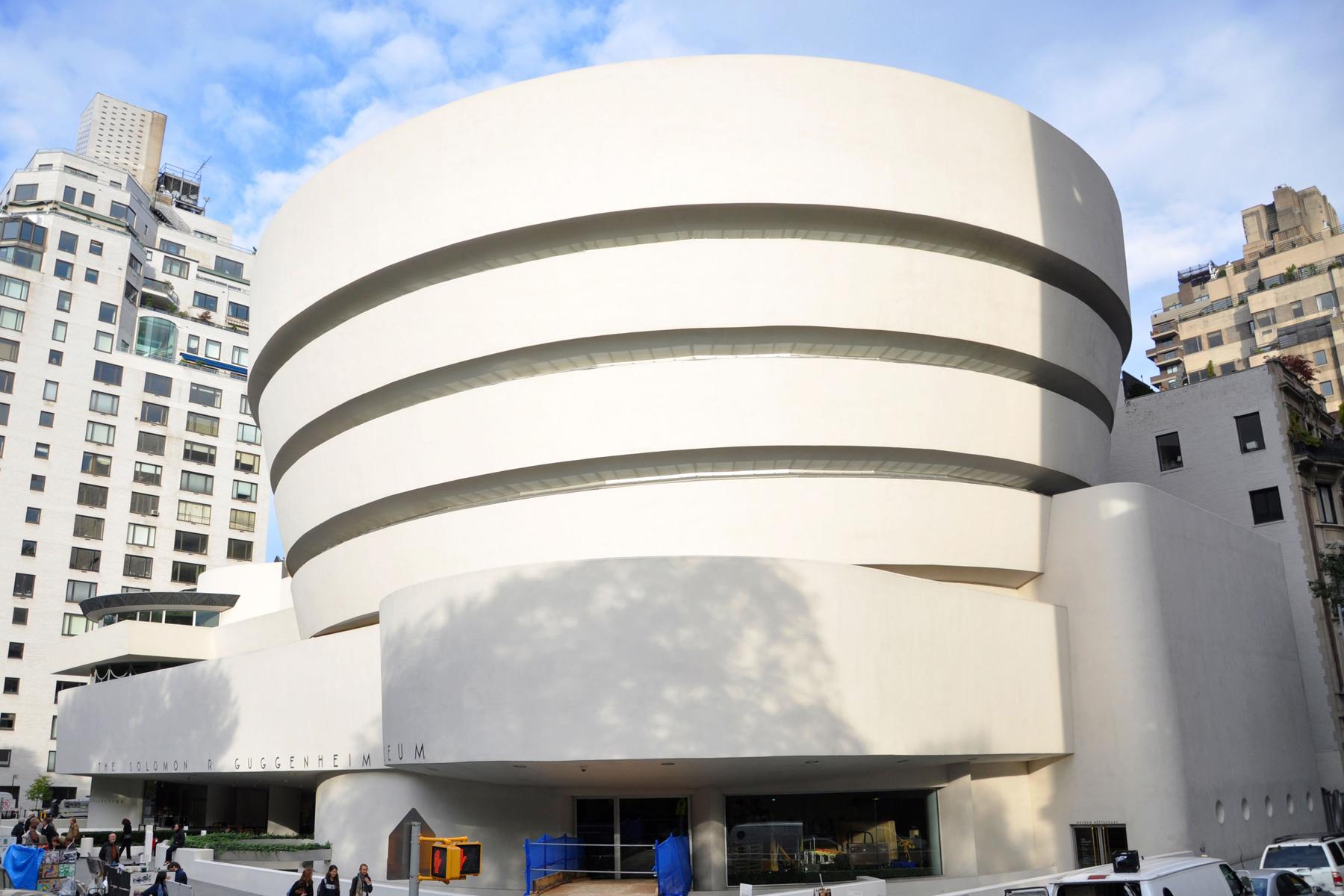 12 Solomon R Guggenheim Museum