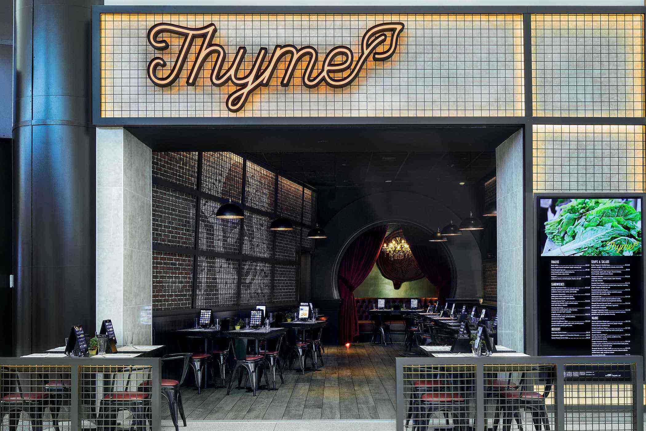 These Airport Restaurants Might Make You You’re Eating in an