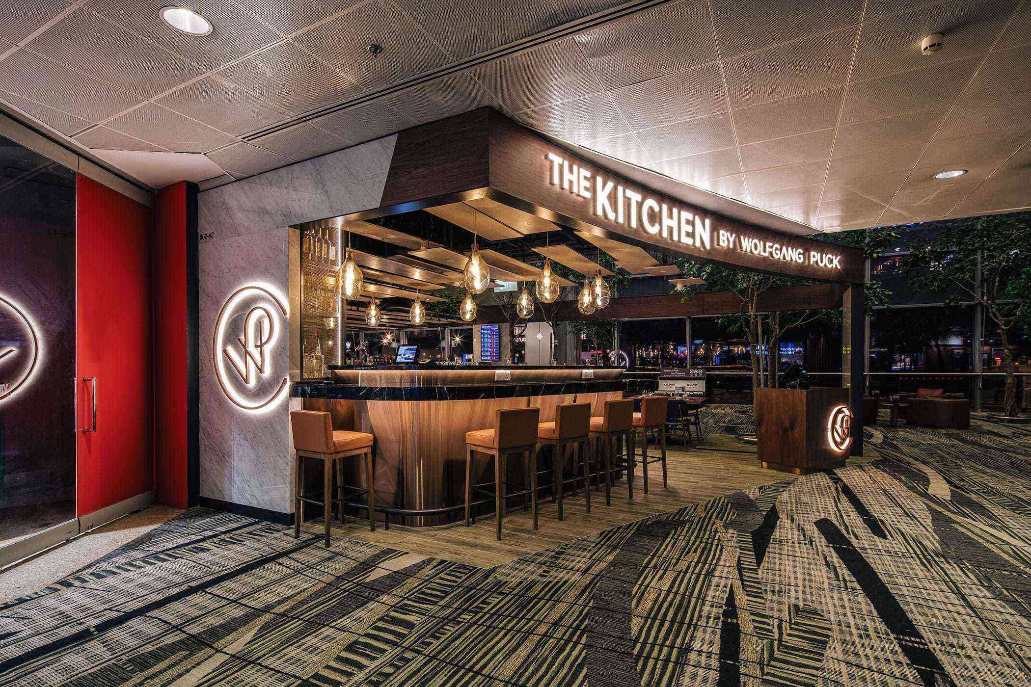 These Airport Restaurants Might Make You You’re Eating in an Airport Fodors Travel Guide