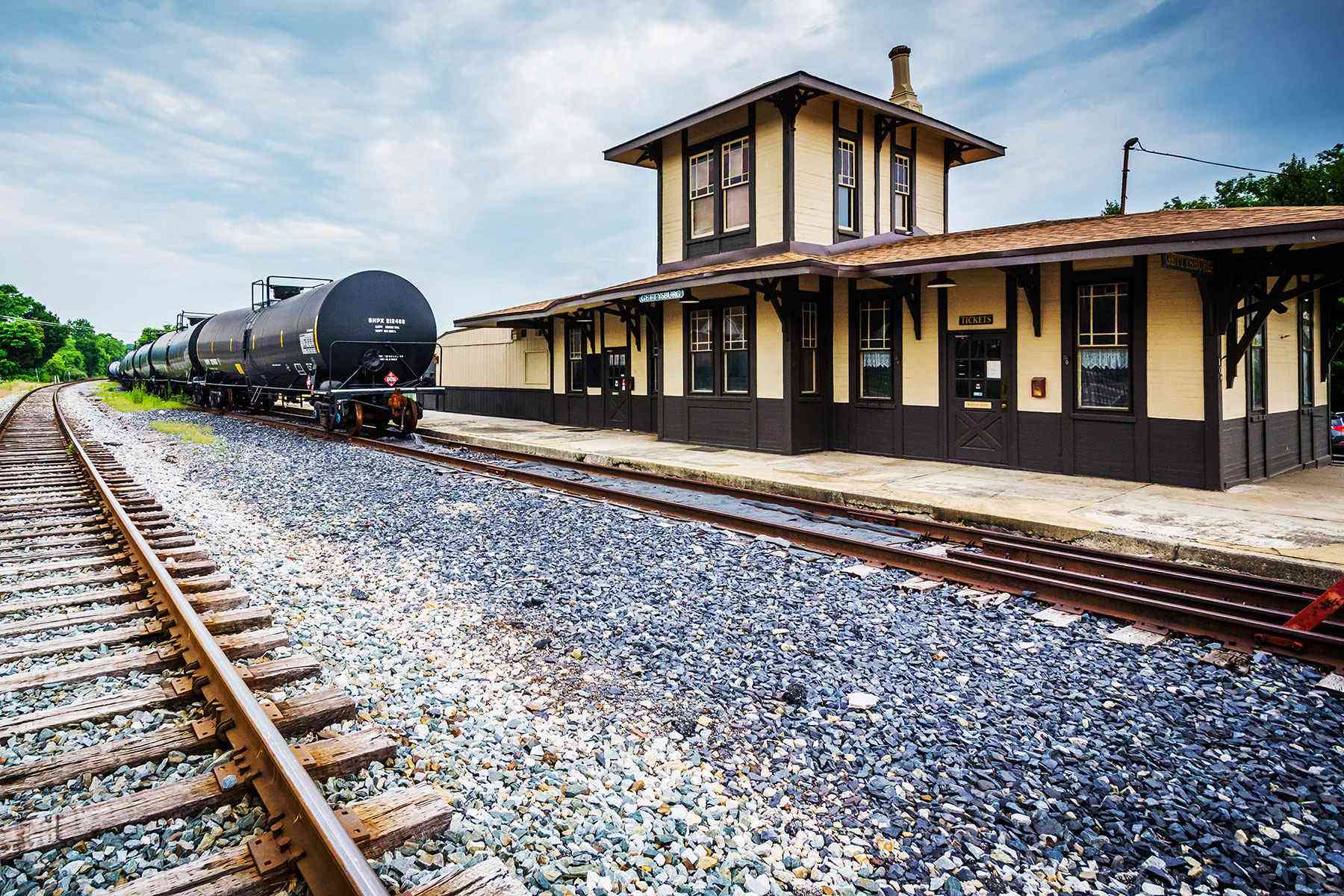 These 11 Train Stations Are So Beautiful You’ll Never Want to Fly Again