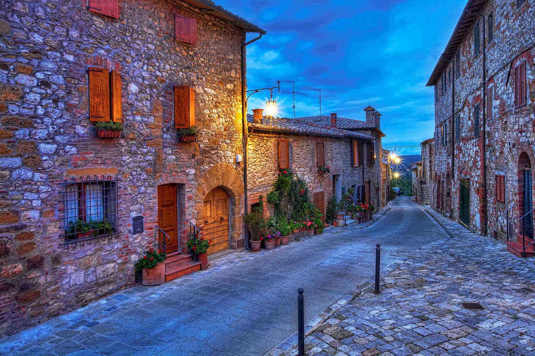 Medieval Italian Towns Montefollonico 