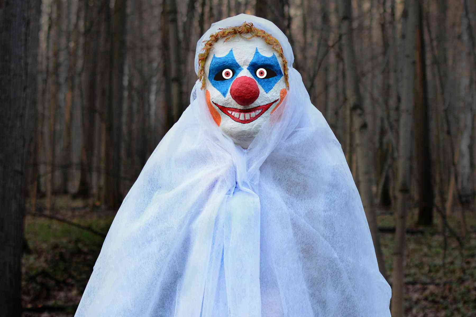 These 10 Real-Life Locations Have Been Haunted By Terrifying Clowns