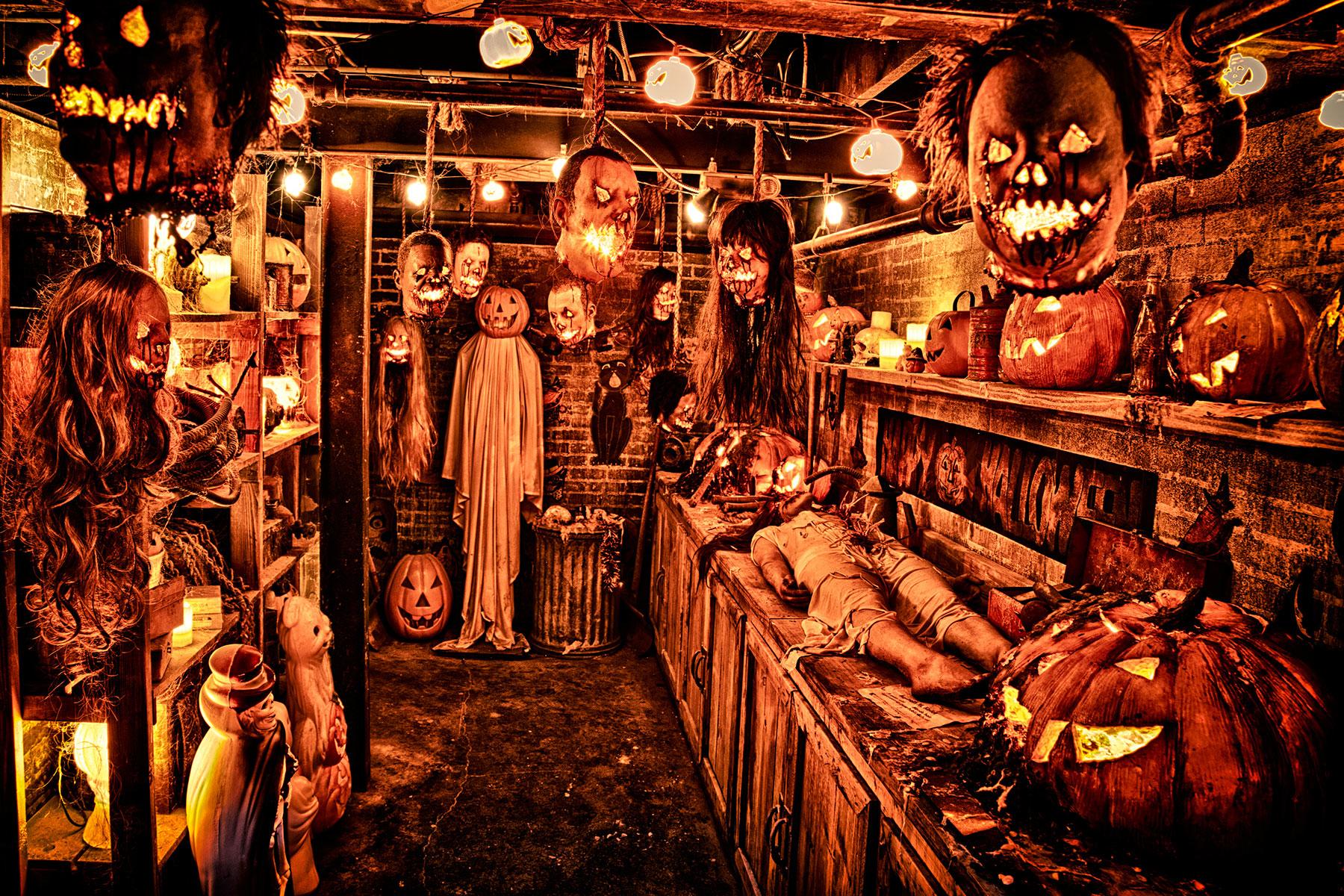 The 50 Scariest Haunted Attractions in Every State 