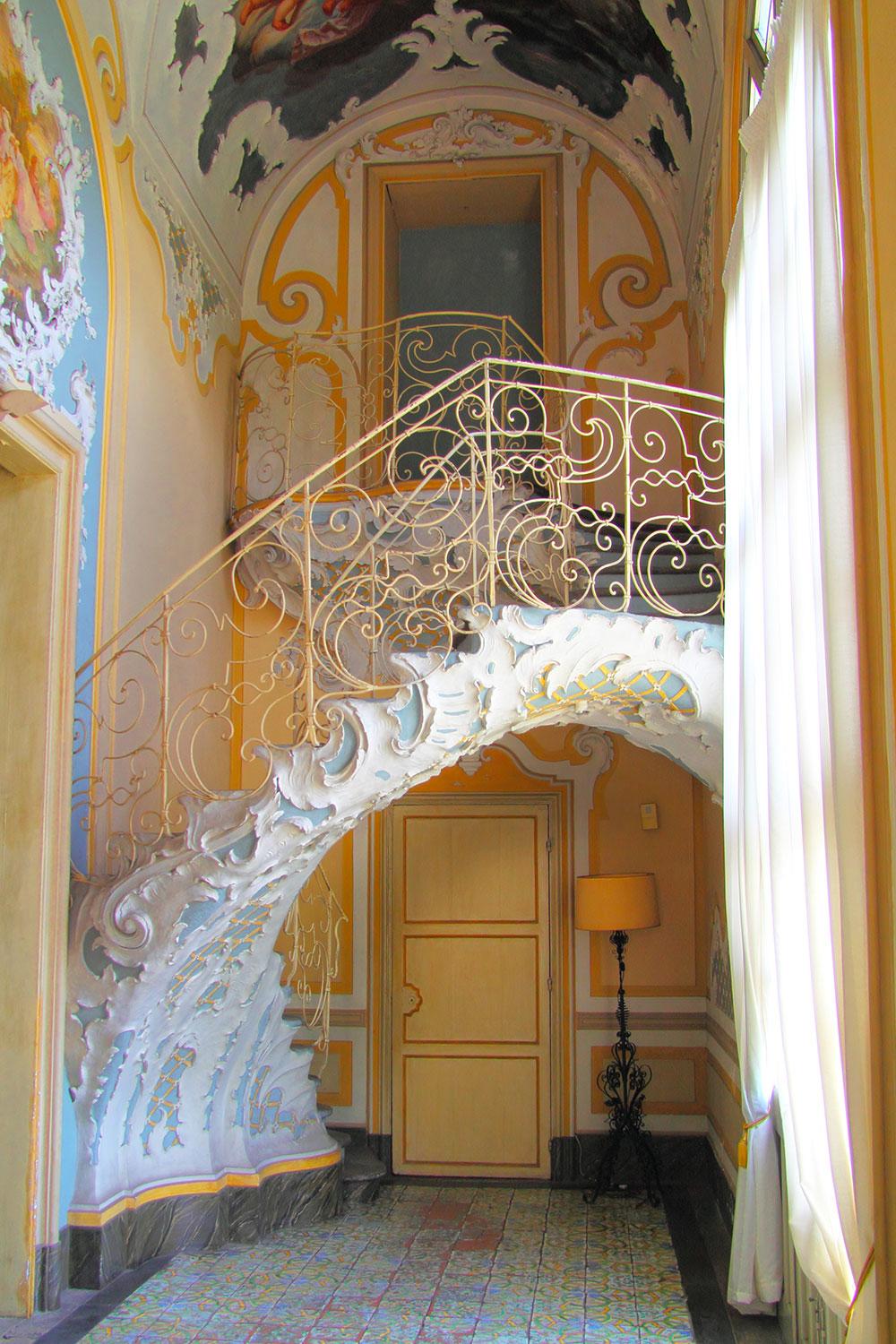 Beautiful-Staircases-Rococo-Palazzo-Biscari-Catania