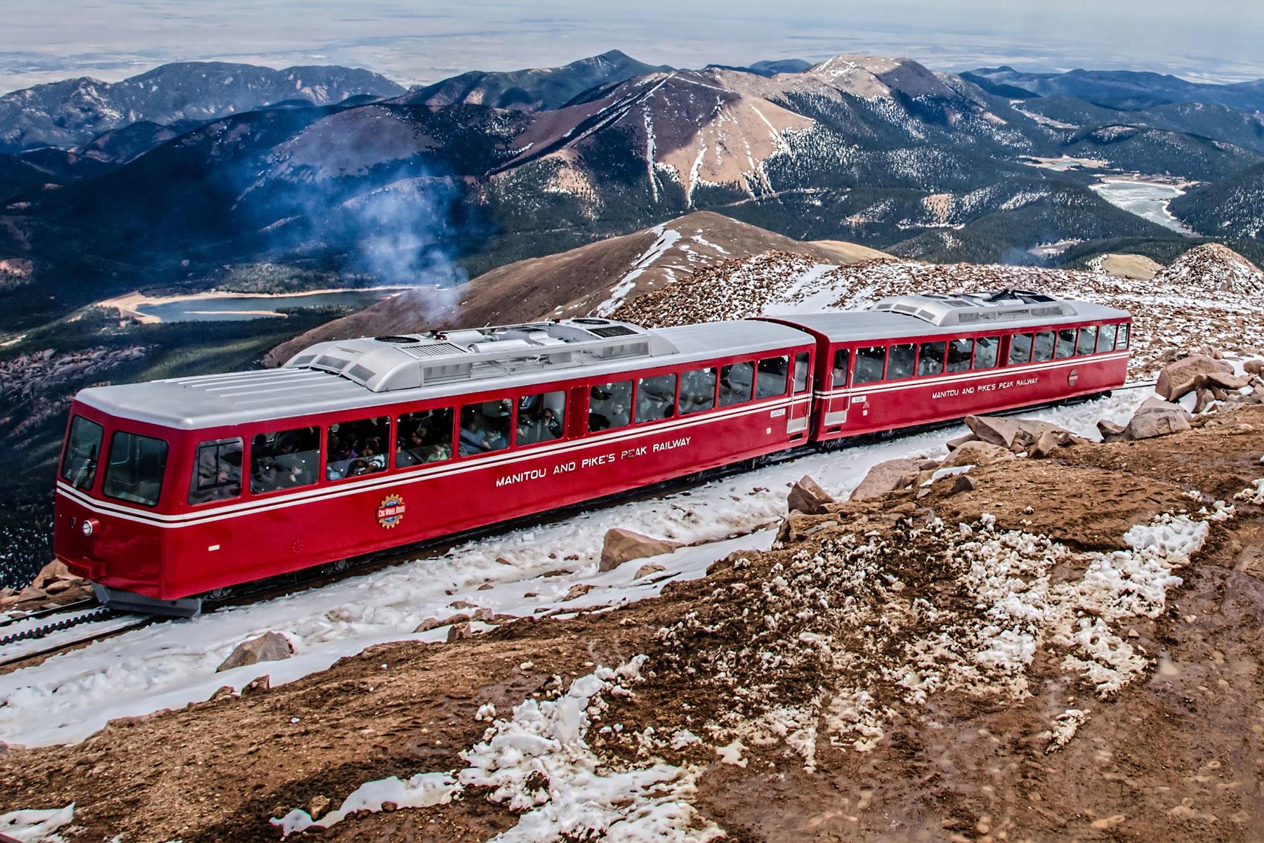 cog railway pikes peak