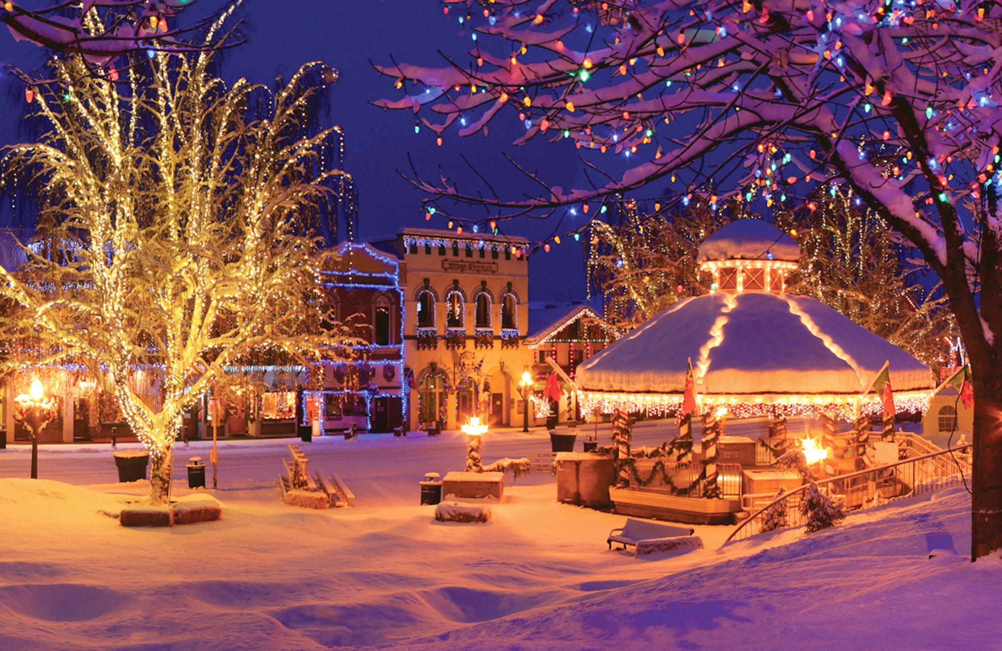 cute towns to visit during christmas