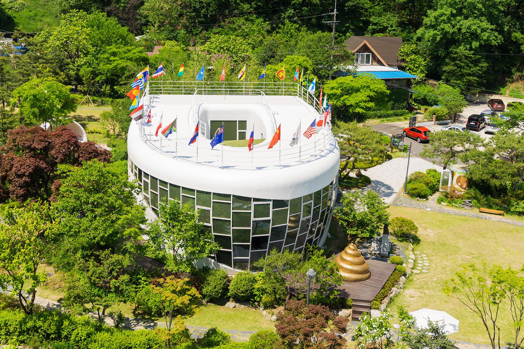 Quirky-South-Korea-Haewoojae-Museum