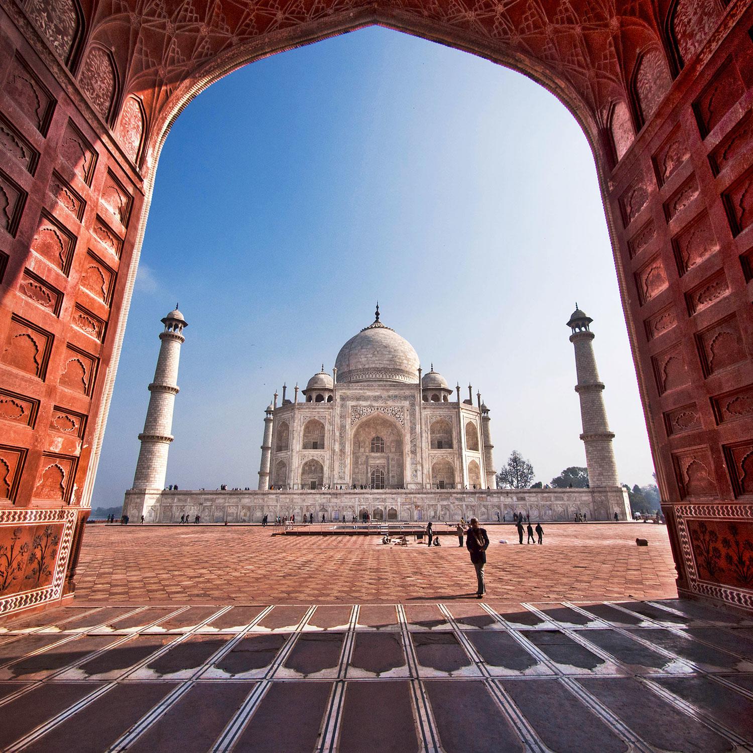 What You Need to Know About Traveling to the Taj Mahal