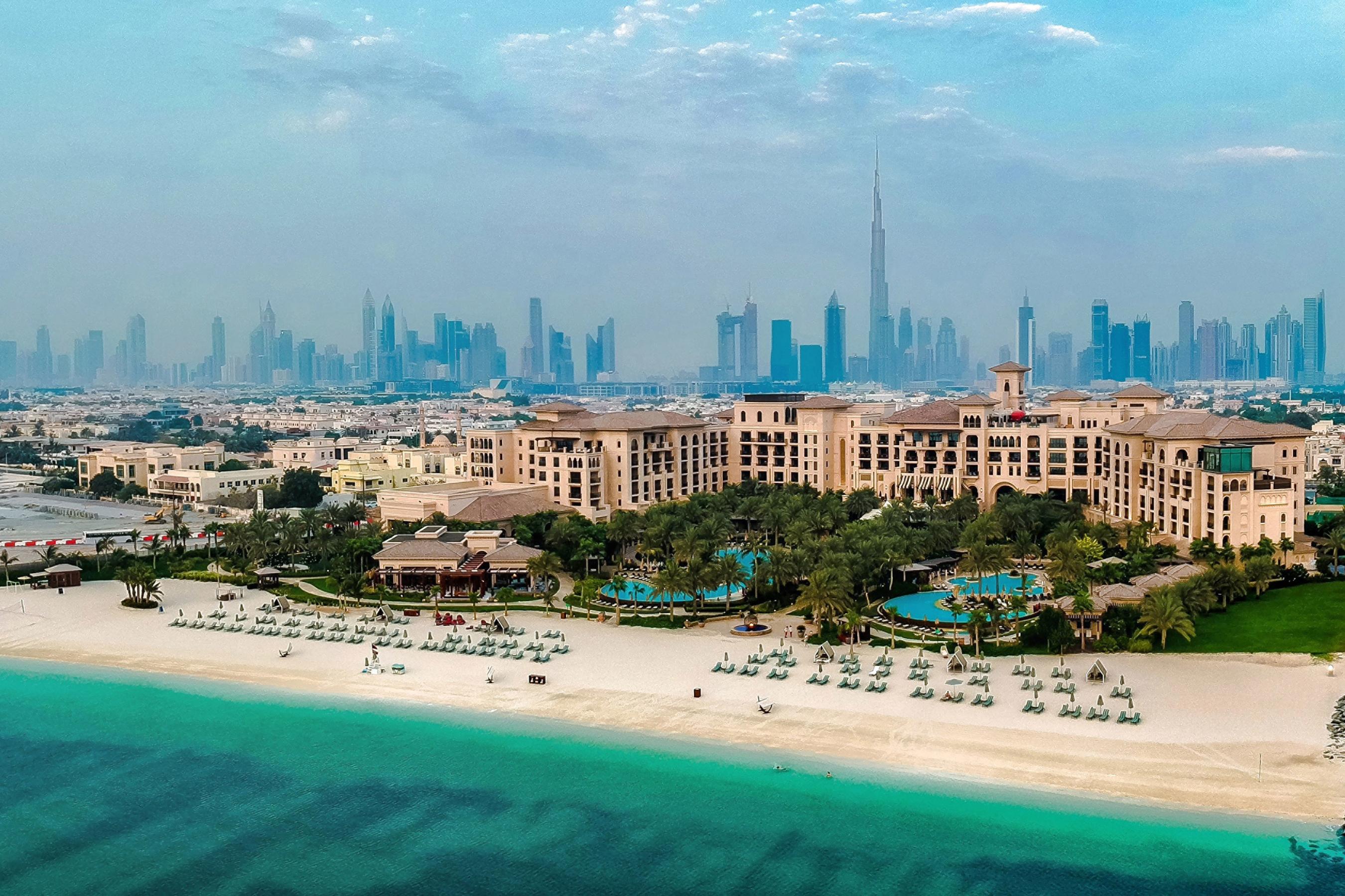 Fashion-Forward-Amenities-Four-Seasons-Resort-Dubai-at-Jumeirah-Beach-2