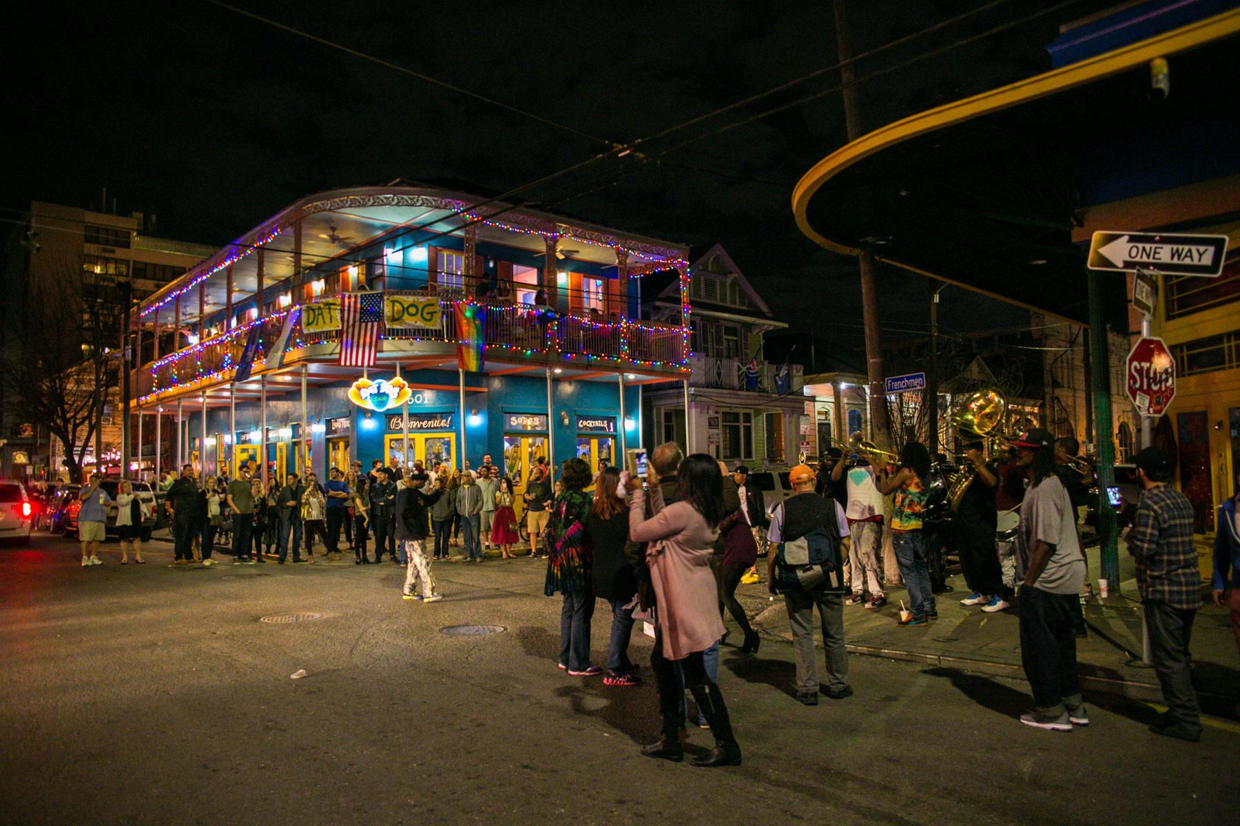 Ultimate-New-Orleans-Frenchmen-Street