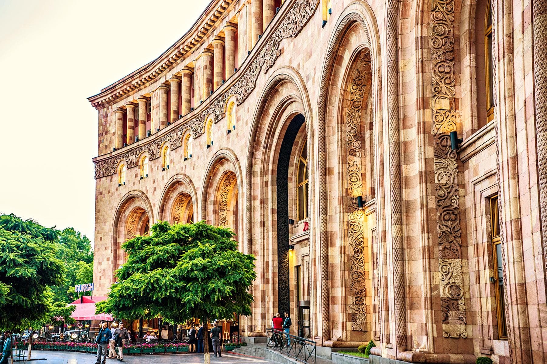 12_YervanArmenia_Hotels_shutterstock_1110207533_1