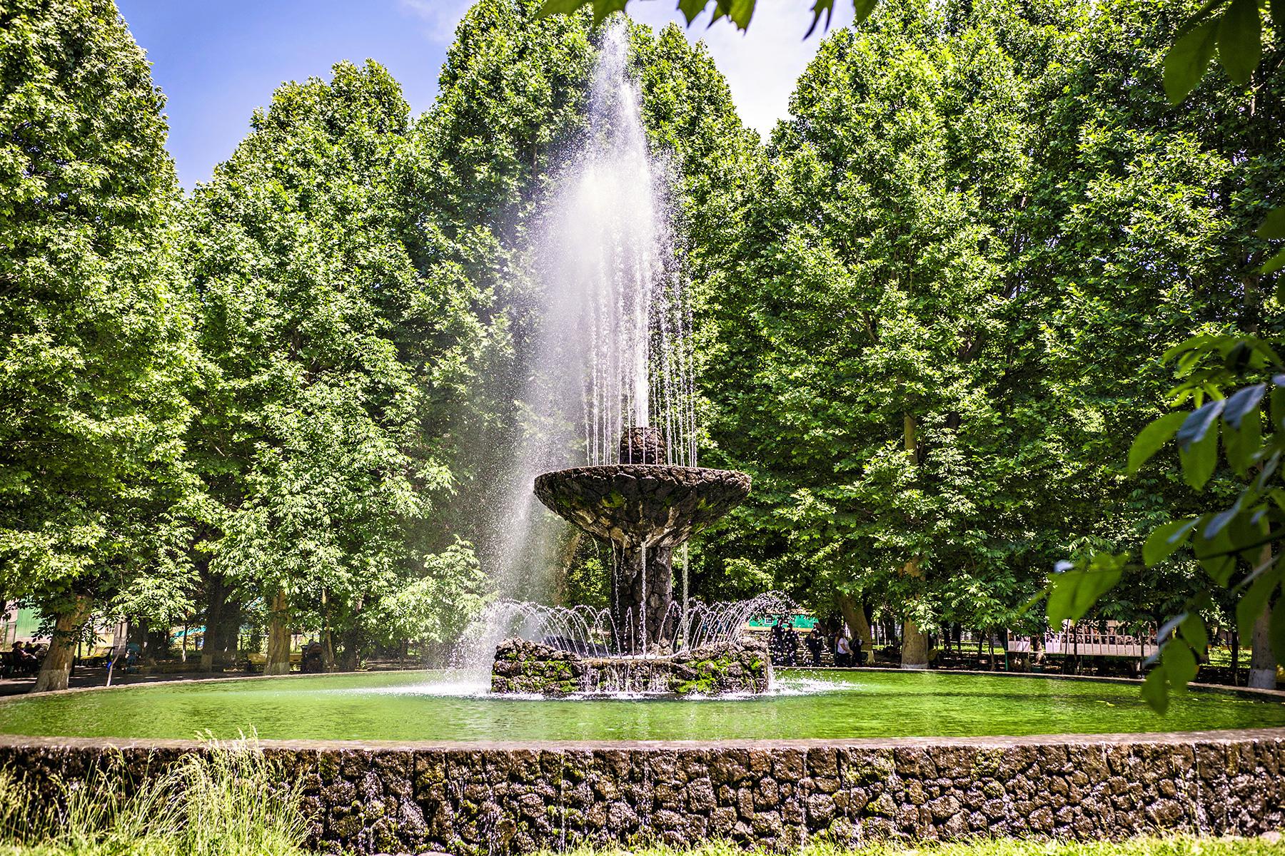 4_YervanArmenia_GreenSpace_shutterstock_1105348007_1