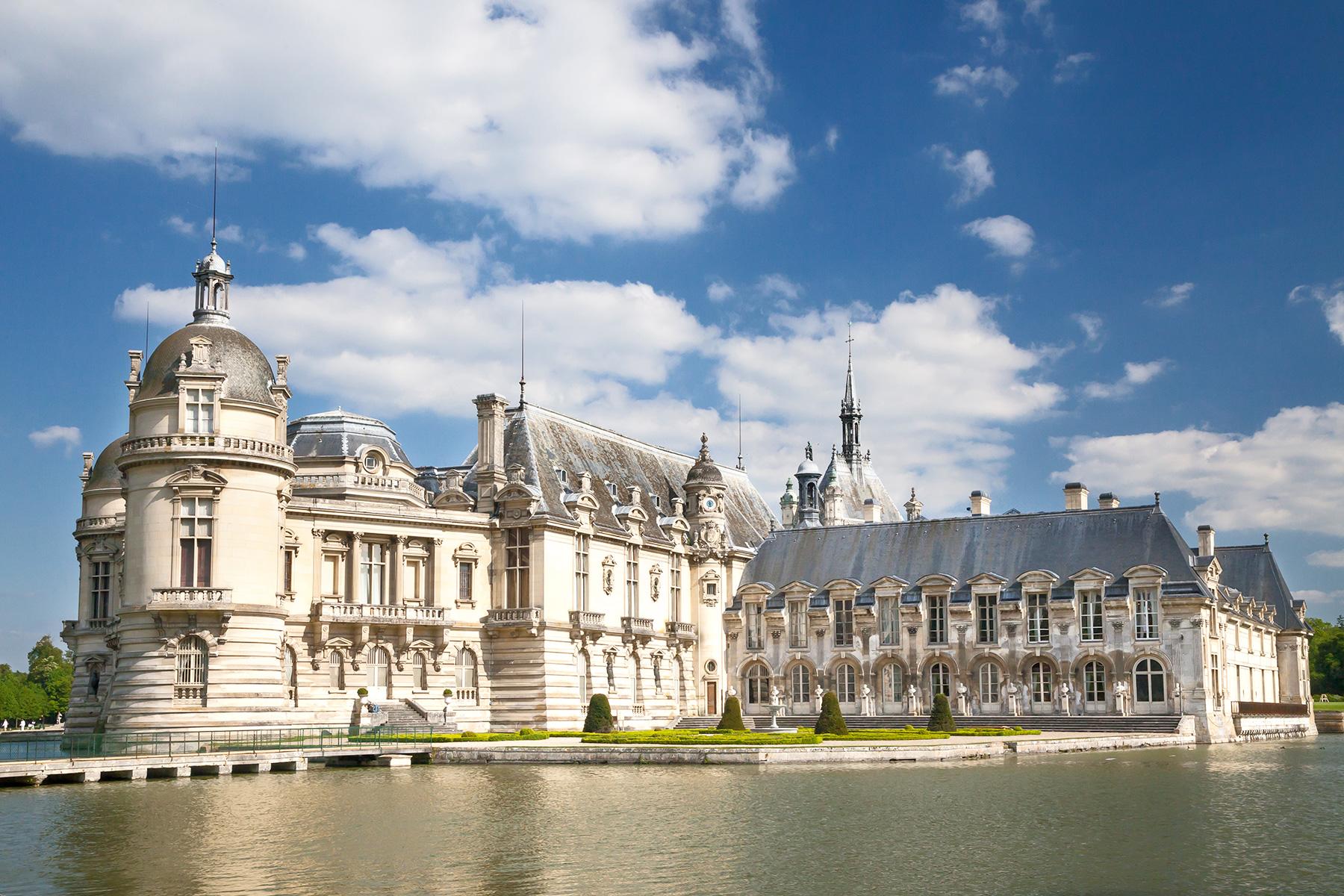10 Castle Hotels in France