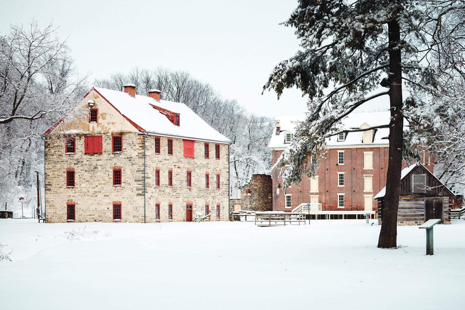 02_Small_Towns_Bethlehem_HistoricBethlehem_Snow04_DiscoverLehighValley_JasonPhilibotteOverloadImages