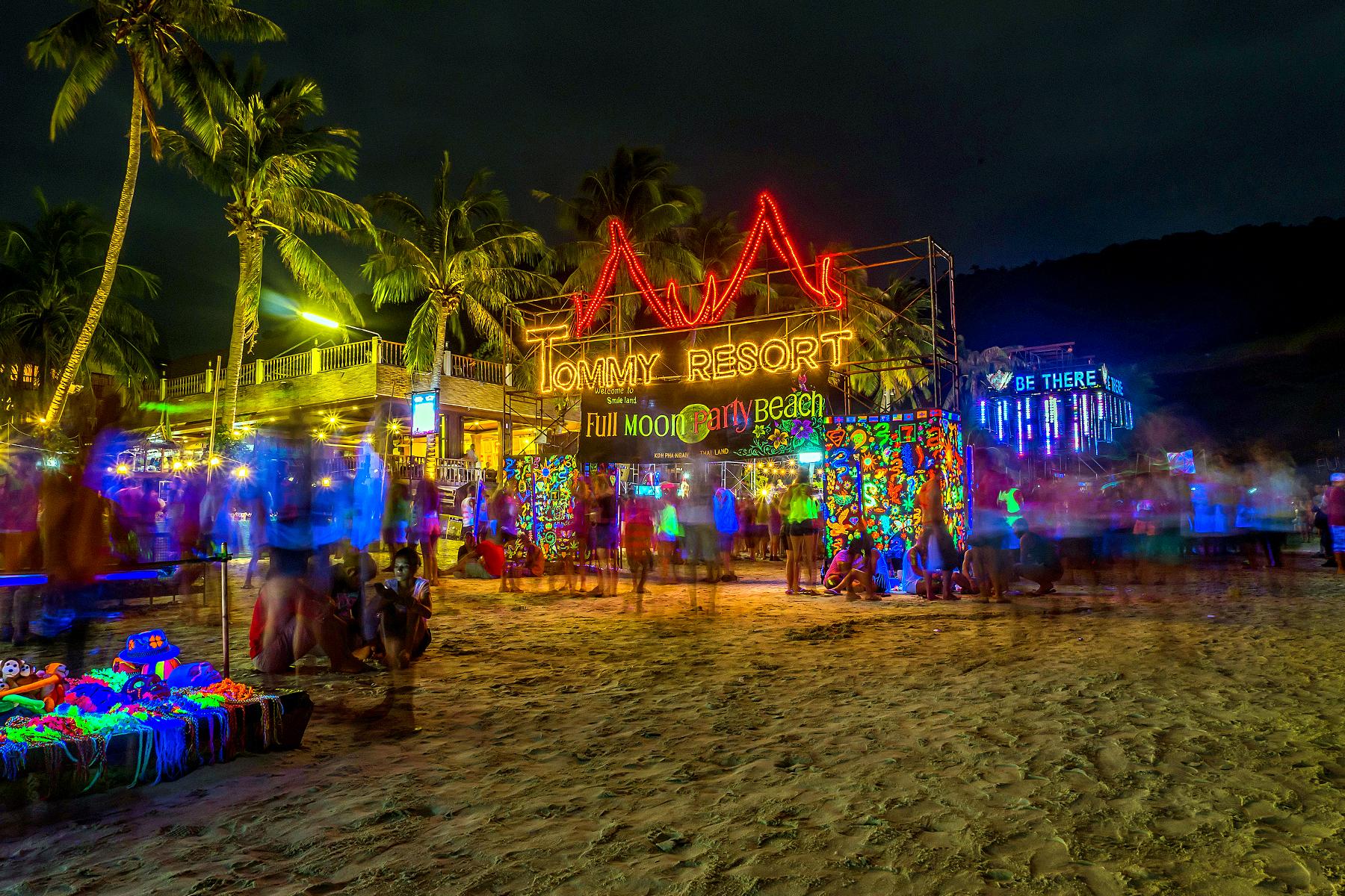 full moon party